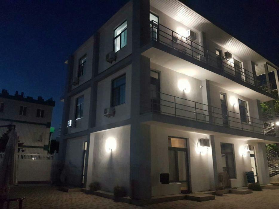Aleksandriya Hotel Chornomorsk Exterior photo